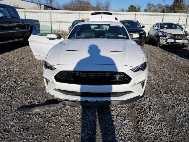 1FA6P8CF3K5132069 - 2019 FORD MUSTANG GT WHITE photo 9
