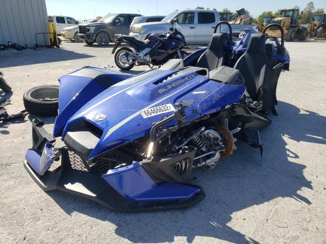 57XAAPHD0N8151941 - 2022 POLARIS SLINGSHOT BLUE photo 2
