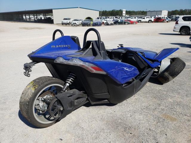 57XAAPHD0N8151941 - 2022 POLARIS SLINGSHOT BLUE photo 4