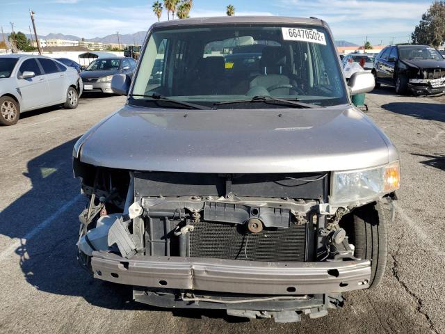 JTLKT324050196907 - 2005 TOYOTA SCION XB ვერცხლისფერი ფოტო 5