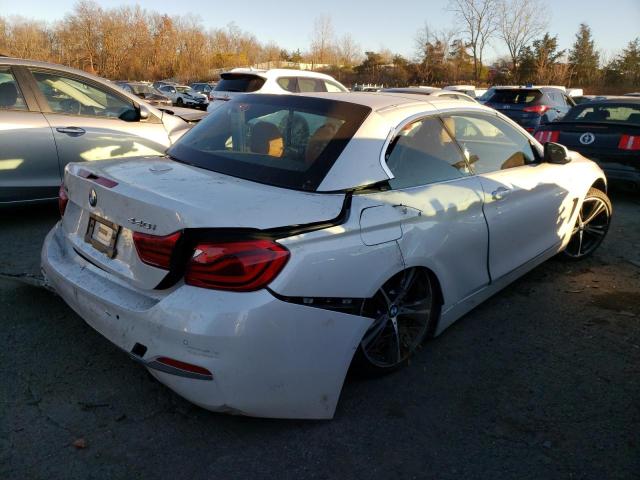 WBA4Z7C50JED40986 - 2018 BMW 440XI WHITE photo 4