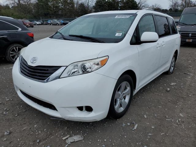 5TDKK3DC0ES519983 - 2014 TOYOTA SIENNA LE WHITE photo 2