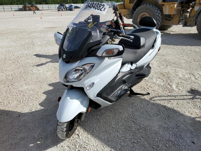 JS1CP51BXD2100441 - 2013 SUZUKI AN650 A WHITE photo 2