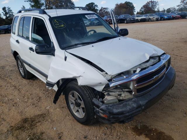 2CNBJ134546902517 - 2004 CHEVROLET TRACKER WHITE photo 1