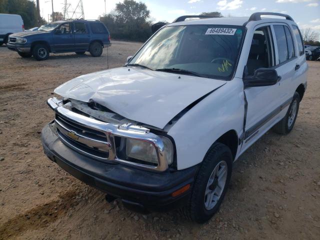 2CNBJ134546902517 - 2004 CHEVROLET TRACKER WHITE photo 2