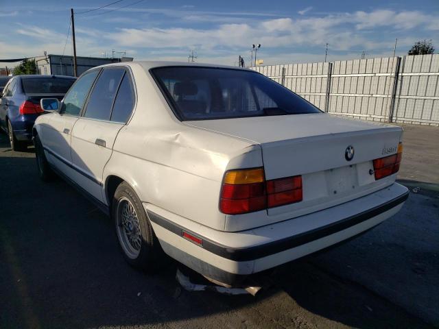 WBAHD231XNBF72941 - 1992 BMW 535 I AUTO WHITE photo 3