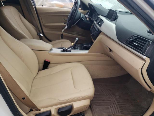 WBA3C3G53FNT50951 - 2015 BMW 320 I XDRI WHITE photo 5