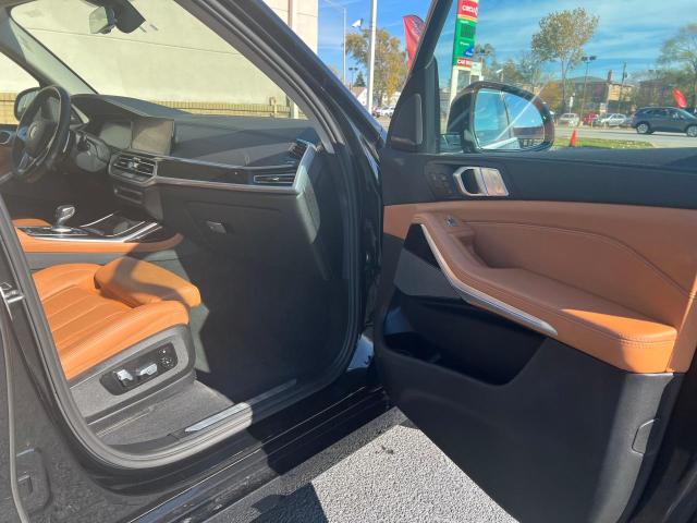 5UXCW2C06M9H14026 - 2021 BMW X7 XDRIVE4 BLACK photo 5