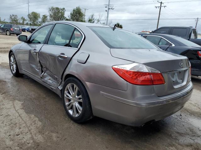 KMHGC4DF0BU136907 - 2011 HYUNDAI GENESIS 4. GRAY photo 3