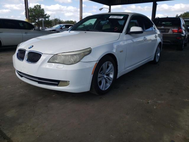 WBANU5C51AC460652 - 2010 BMW 528 I WHITE photo 2