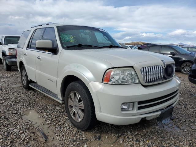 5LMFU27525LJ01776 - 2005 LINCOLN NAVIGATOR WHITE photo 1
