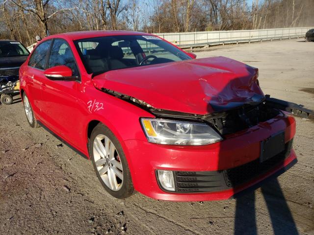 3VW4A7AJ4DM405714 - 2013 VOLKSWAGEN JETTA GLI RED photo 1