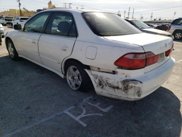 1HGCG1652XA020094 - 1999 HONDA ACCORD WHITE photo 9