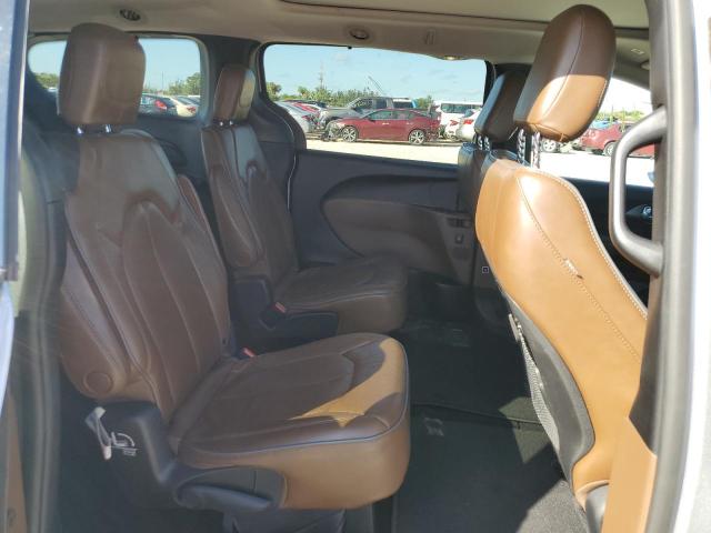 2C4RC1GG0KR734640 - 2019 CHRYSLER PACIFICA L SILVER photo 11