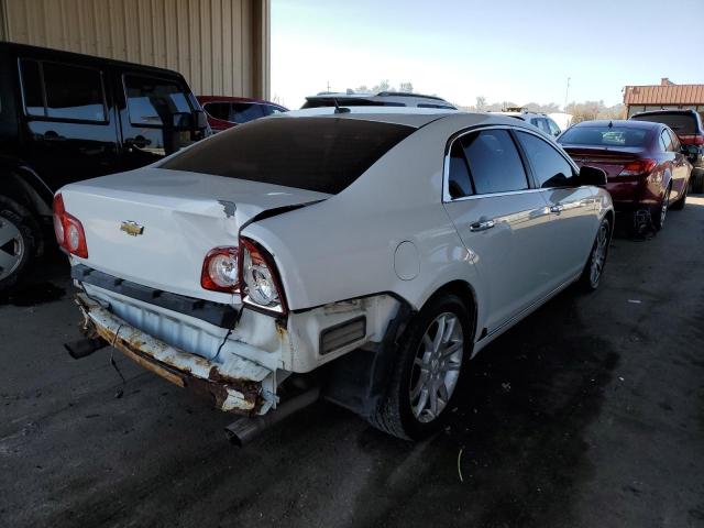 1G1ZE5E75BF274055 - 2011 CHEVROLET MALIBU LTZ თეთრი ფოტო 4
