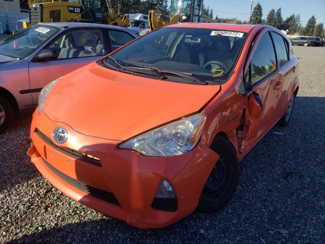 JTDKDTB30D1038138 - 2013 TOYOTA PRIUS C ORANGE photo 2