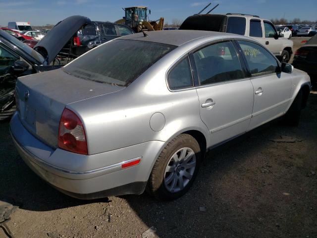 WVWPD63B81P194322 - 2001 VOLKSWAGEN PASSAT GLS SILVER photo 4