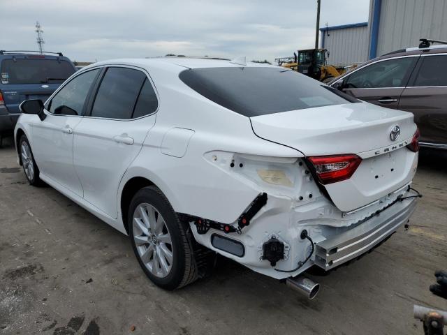 4T1B11HK8KU160913 - 2019 TOYOTA CAMRY L AU WHITE photo 2