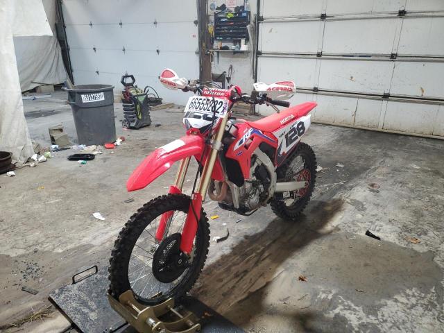 JH2PE0739NK501228 - 2022 HONDA CRF450 R RED photo 2