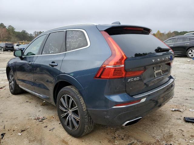 YV4A22RL2M1768745 - 2021 VOLVO XC60 T6 IN BLUE photo 3