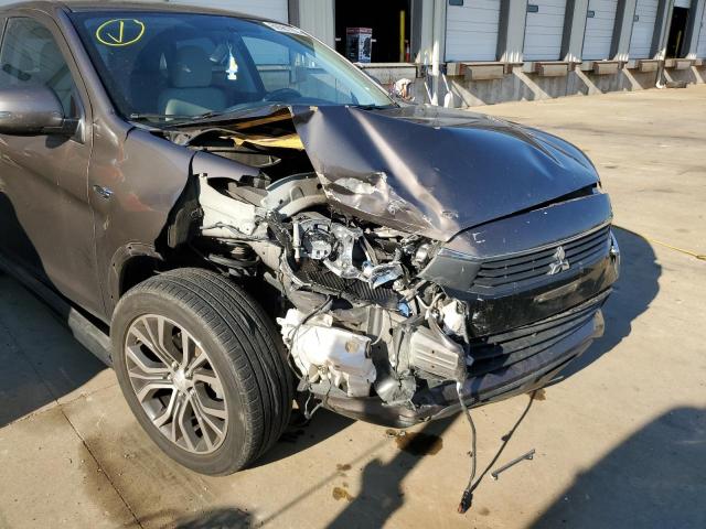 JA4AP3AW2GZ059068 - 2016 MITSUBISHI OUTLANDER GRAY photo 9