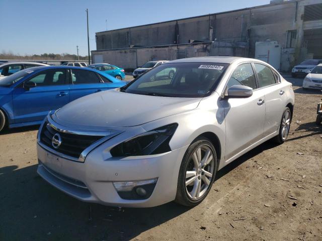 1N4BL3AP3FC494915 - 2015 NISSAN ALTIMA 3.5 SILVER photo 2