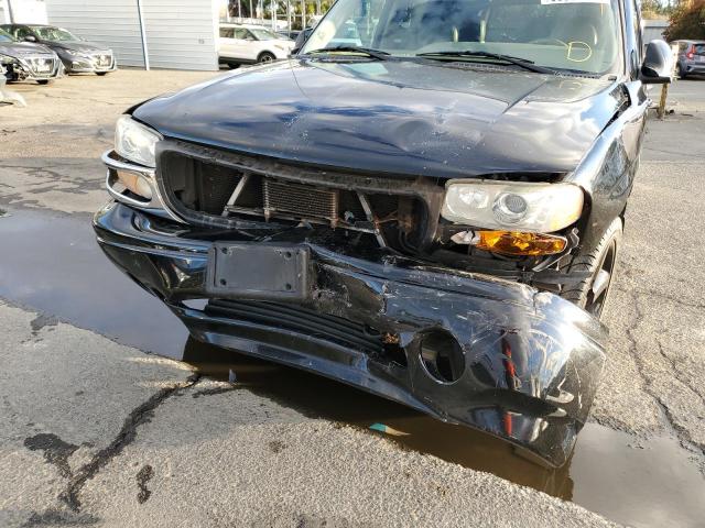 1GKEK63U13J307505 - 2003 GMC YUKON DENA BLACK photo 9