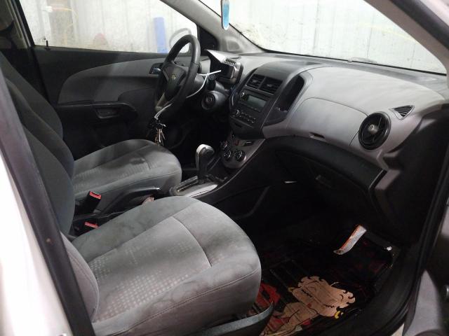 1G1JA5SH8C4133855 - 2012 CHEVROLET SONIC LS WHITE photo 5