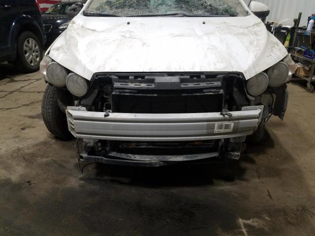 1G1JA5SH8C4133855 - 2012 CHEVROLET SONIC LS WHITE photo 9
