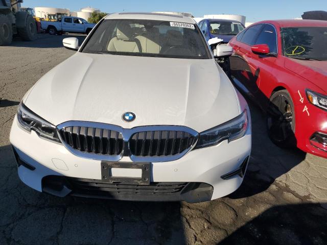 WBA5R1C0XLFH47930 - 2020 BMW 330I WHITE photo 5