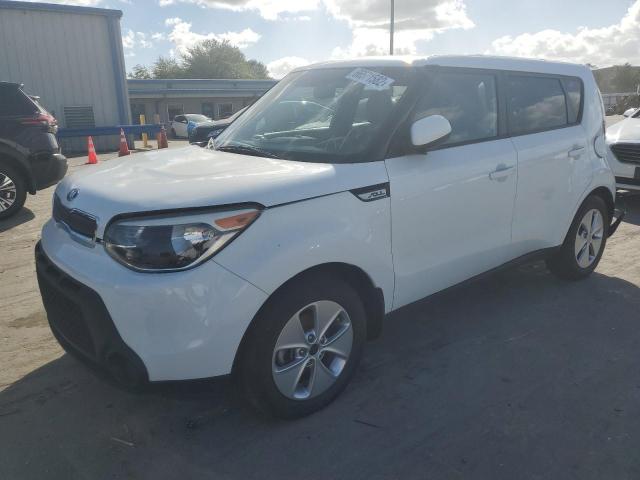 KNDJN2A29F7226099 - 2015 KIA SOUL WHITE photo 2