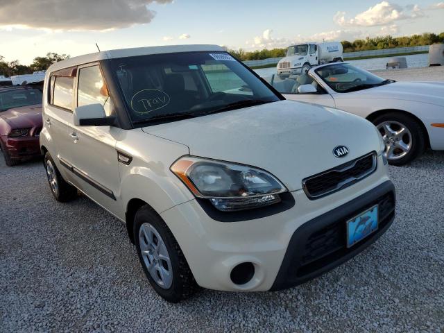 KNDJT2A57D7483548 - 2013 KIA SOUL WHITE photo 1