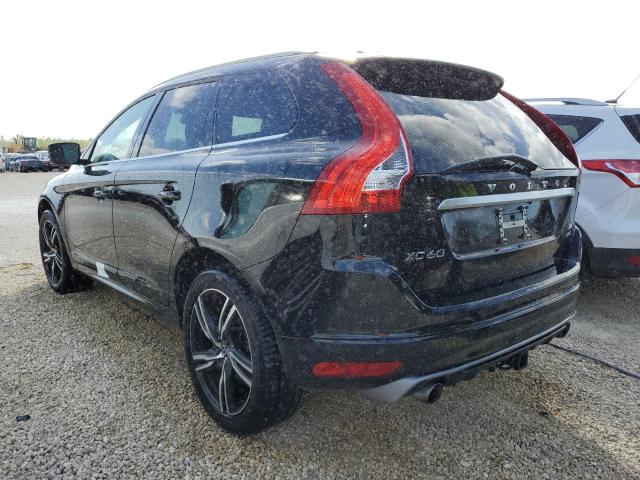 YV449MRS2H2000517 - 2017 VOLVO XC60 T6 R- BLACK photo 3