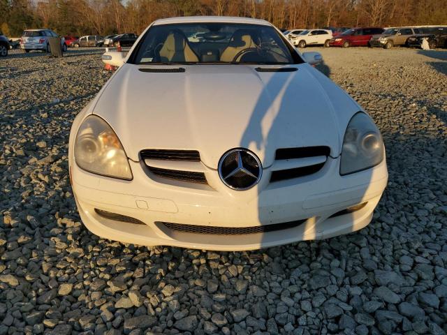 WDBWK54F66F120972 - 2006 MERCEDES-BENZ SLK 280 WHITE photo 9