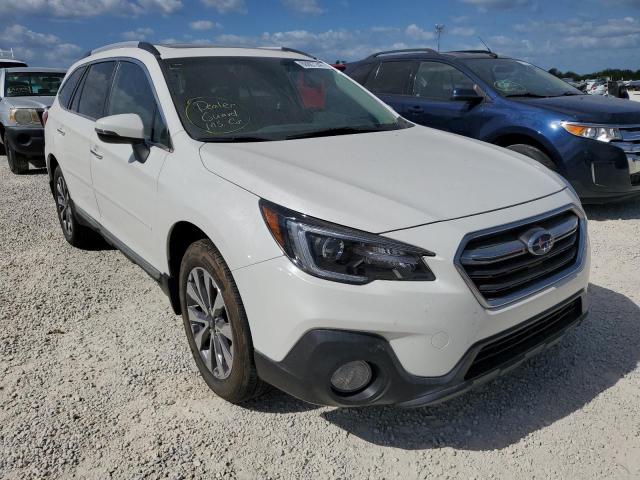 4S4BSATC0J3****** - 2018 SUBARU OUTBACK TO WHITE photo 1