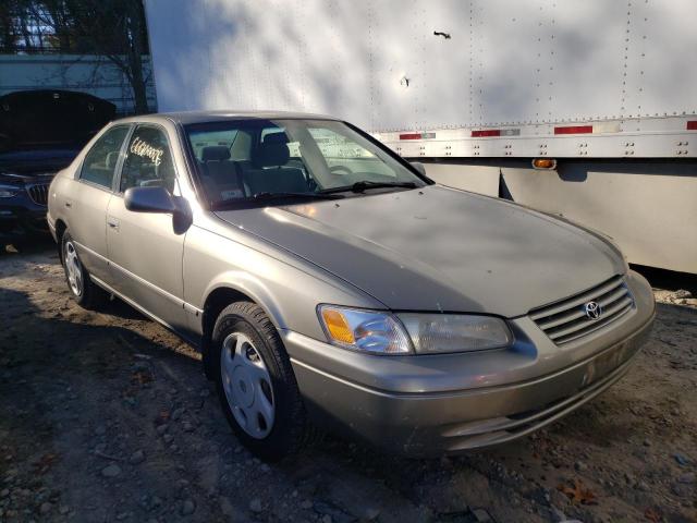 JT2BF22K4W0090367 - 1998 TOYOTA CAMRY /LE/ BEIGE photo 1