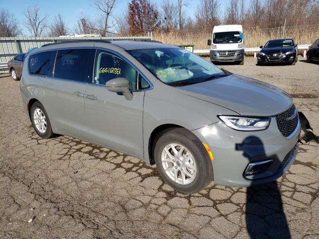 2C4RC1BG8NR138560 - 2022 CHRYSLER PACIFICA T GRAY photo 1