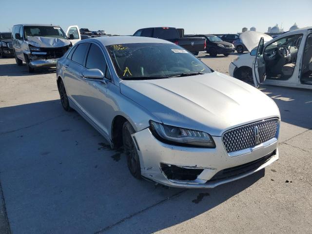 3LN6L5A94HR664773 - 2017 LINCOLN MKZ PREMIE SILVER photo 1