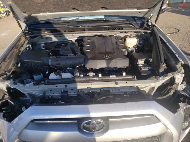 JTENU5JR4M5931111 - 2021 TOYOTA 4RUNNER SR 银色 照片 12