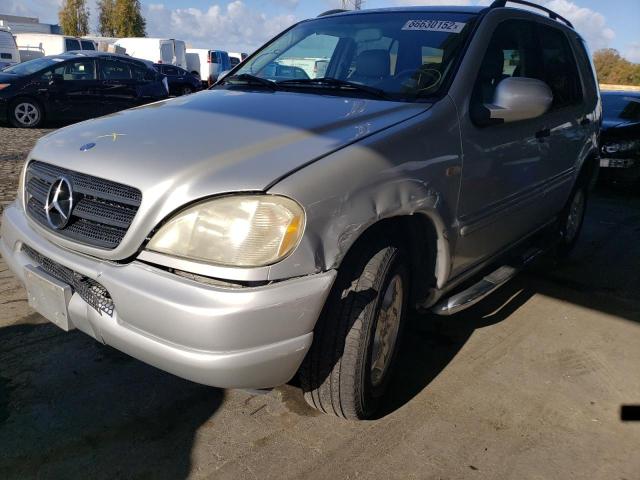 4JGAB54E7YA214566 - 2000 MERCEDES-BENZ ML 320 SILVER photo 9