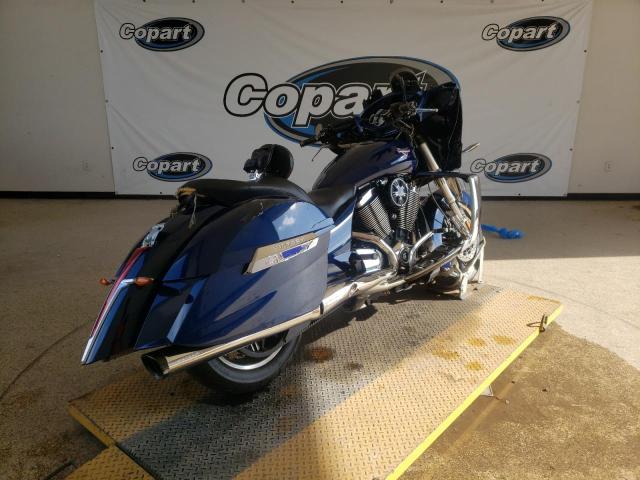 5VPDW36N1C3001795 - 2012 VICTORY MOTORCYCLES CROSS COUN Bleu photo 4