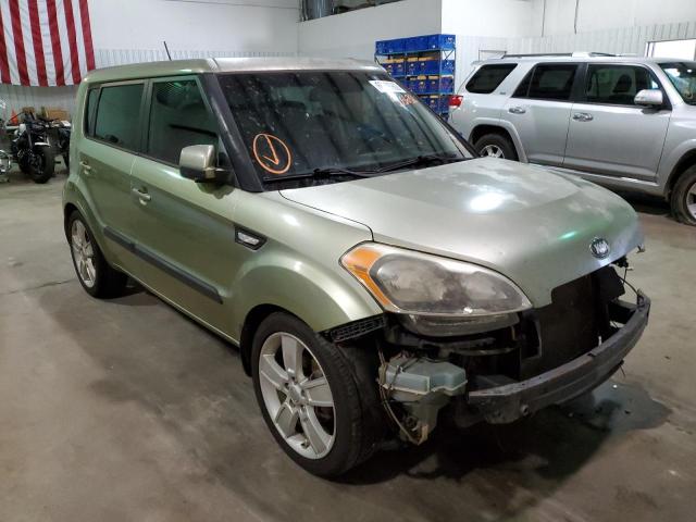 KNDJT2A56D7555632 - 2013 KIA SOUL GREEN photo 1