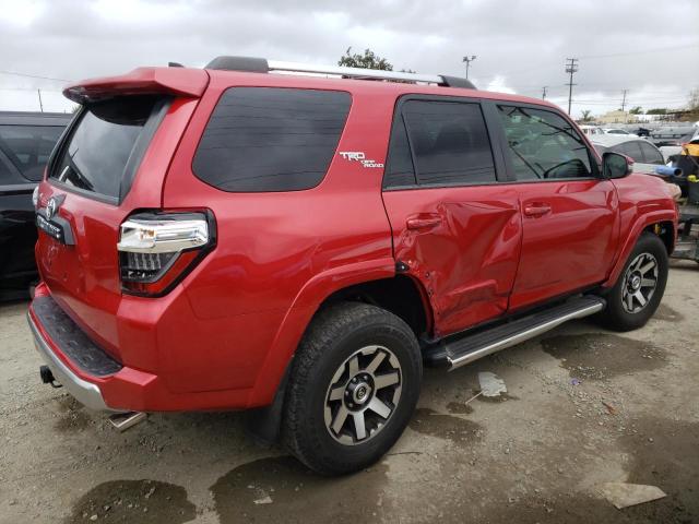 JTEBU5JR3J5545889 - 2018 TOYOTA 4RUNNER SR RED photo 4