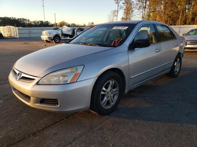 1HGCM56357A199049 - 2007 HONDA ACCORD SE SILVER photo 2