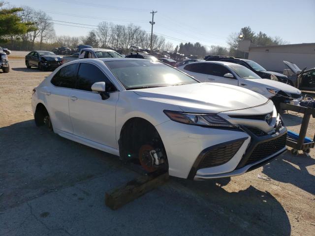 4T1K61AK8MU558668 - 2021 TOYOTA CAMRY XSE WHITE photo 1