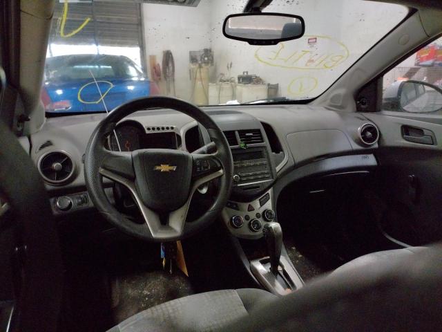 1G1JA5SH6F4130876 - 2015 CHEVROLET SONIC LS SILVER photo 8