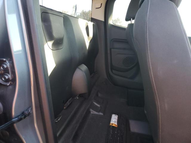 1GCHSCEA9N1155826 - 2022 CHEVROLET COLORADO L SILVER photo 6