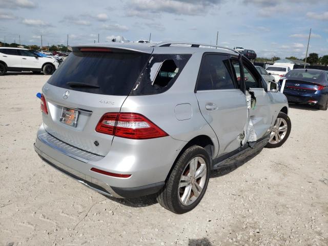 4JGDA5HB7CA017468 - 2012 MERCEDES-BENZ ML 350 4MA SILVER photo 3