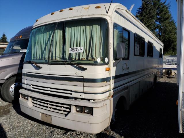 3FCMF53GXSJA09490 - 1995 BNDR MOTORHOME WHITE photo 2