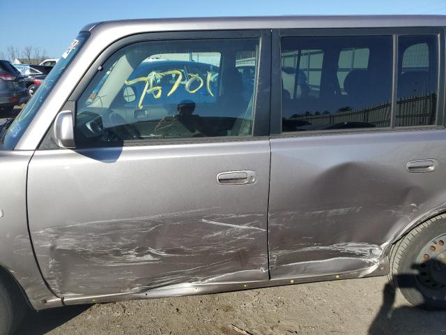 JTLKT324354027487 - 2005 TOYOTA SCION XB გრაფიტი ფოტო 9